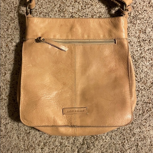 Lucky Brand Leather Crossbody Bag like new barely used - Picture 4 of 5